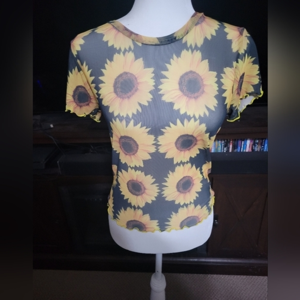 Rock Rose Couture sheer sunflower top size‎ Medium